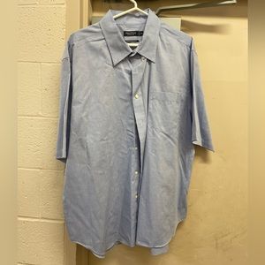Nautical men’s  XXL Button down blue dress shirt. Wrinkle resistant